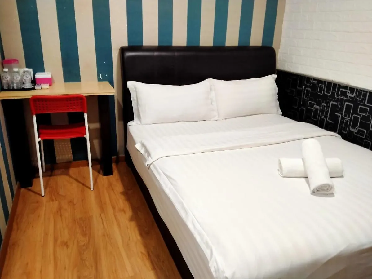 Hotel Zamburger Enstek Sepang 2*,  Malaysia