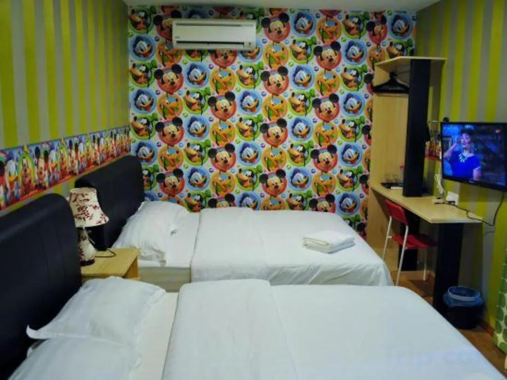 Hotel Zamburger Enstek Sepang