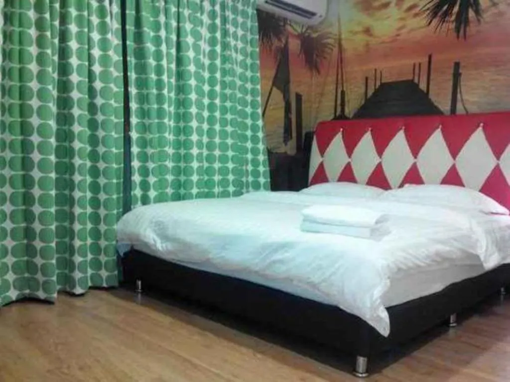 Hotel Zamburger Enstek Sepang