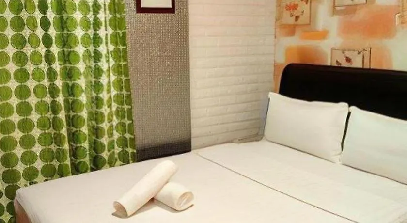 Hotel Zamburger Enstek Sepang 2*,  Malaysia
