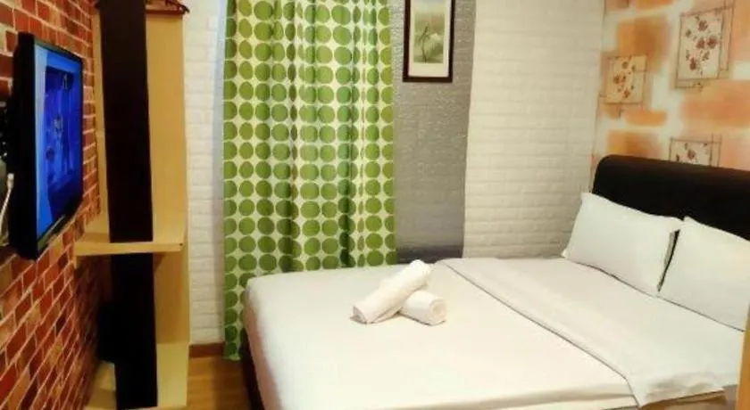 Hotel Zamburger Enstek Sepang