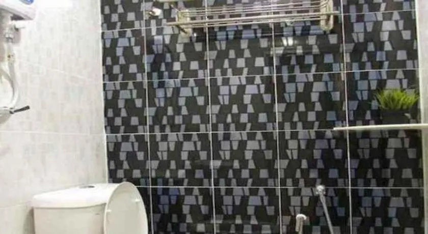 Hotel Zamburger Enstek Sepang