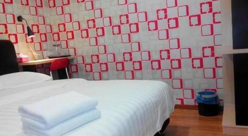 Hotel Zamburger Enstek Sepang