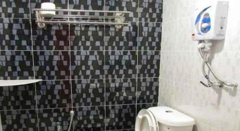 Hotel Zamburger Enstek Sepang
